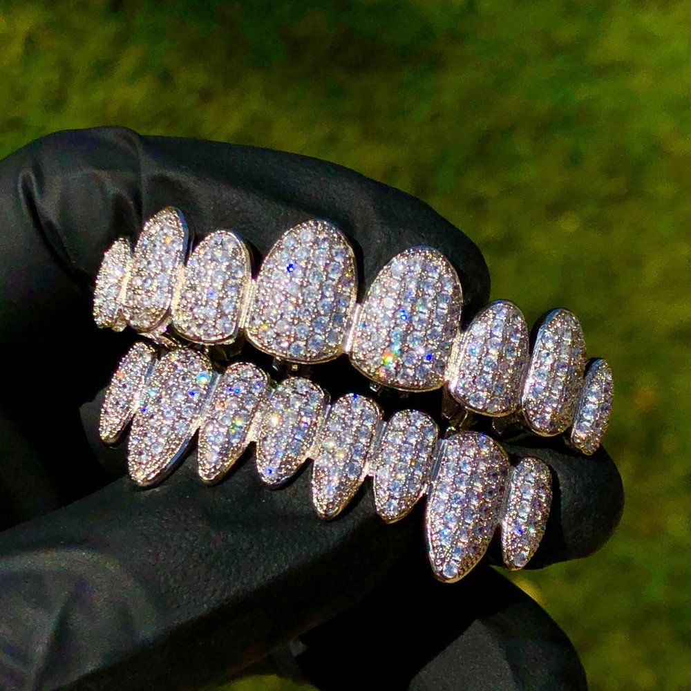 white gold finish teeth Grillz set